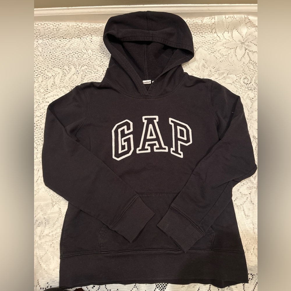 GAP Charcoal Fleece Black Hoodie